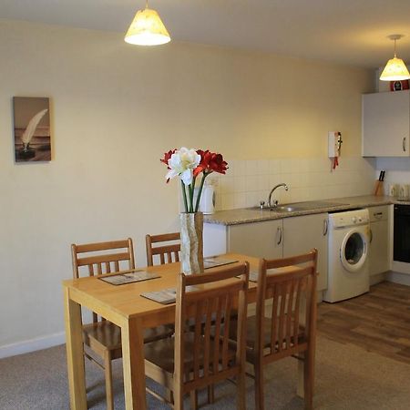 Serviced Apartments Wexford Szoba fotó