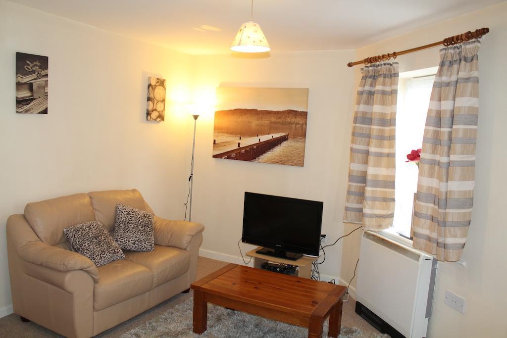 Serviced Apartments Wexford Szoba fotó