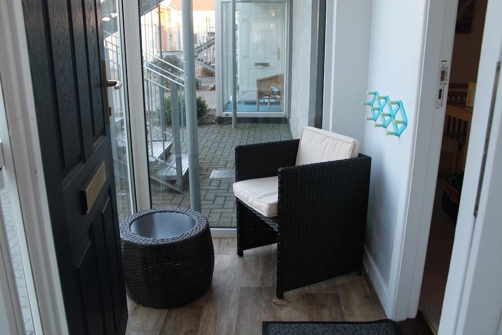 Serviced Apartments Wexford Szoba fotó