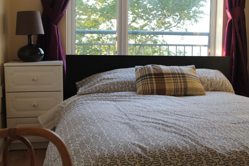 Serviced Apartments Wexford Szoba fotó